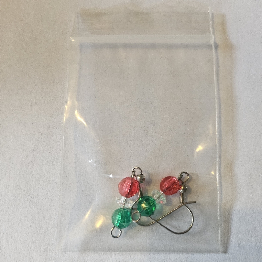 Jelly's Jewelry and Boutique Handcrafted Red and Green Beaded Earrings